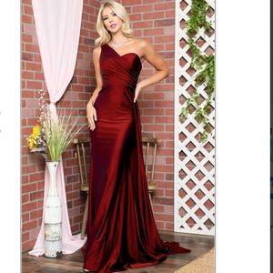 NWT WEDDING DRESS Special occasions…